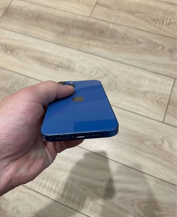 iPhone 13 128Gb с гарантией