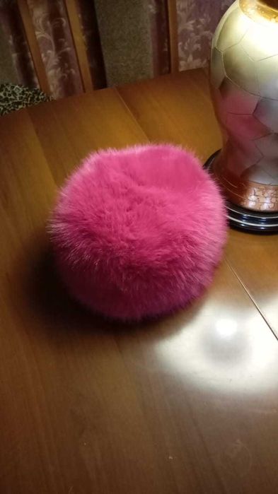 Шапки  и коплекты кролик натуральные новые