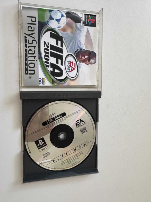 FIFA 2000 за PS1