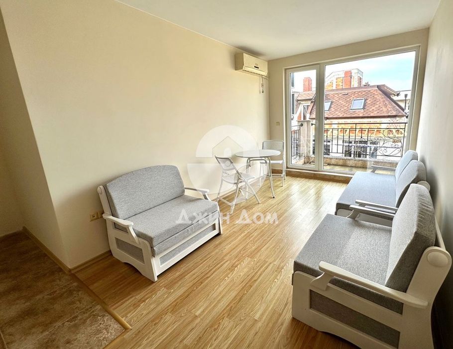 Продава се Едностаен апартамент в Несебър - 35 кв.м за 802 €/кв.м - Снимка #2