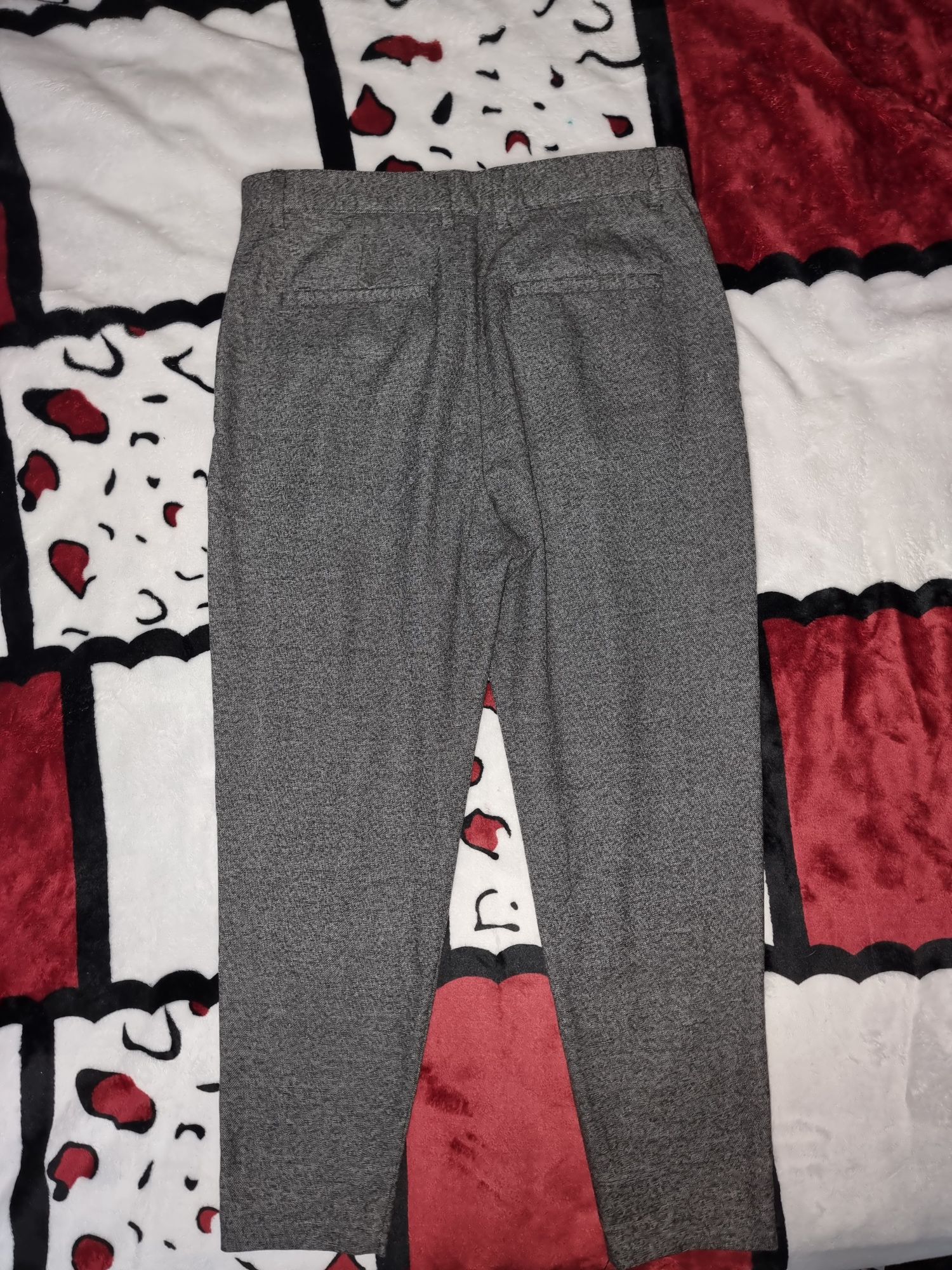 Pantaloni ca noi, barbati Bershka 40/w24