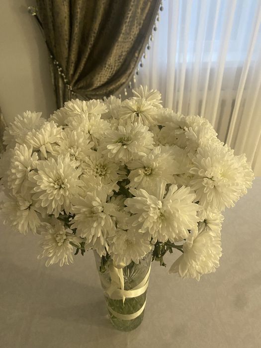 Букет (живые цветы)