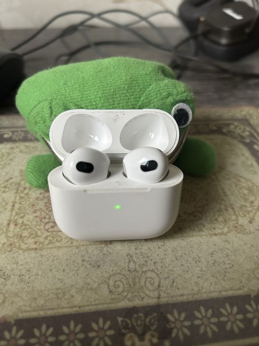 Наушники AirPods 3