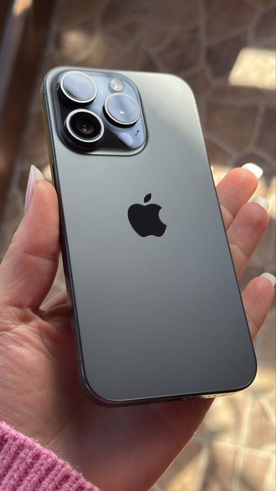 Iphone 15PRO 512GB impecabil, cutie