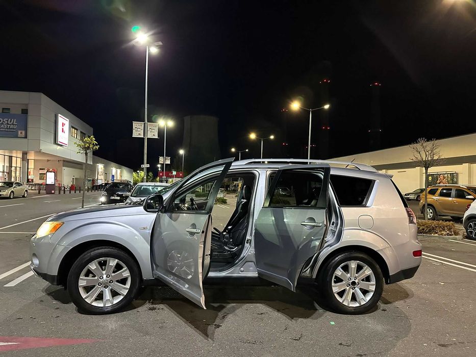 MITSUBISHI OUTLANDER 2.0D 4X4 2008 stare foarte buna