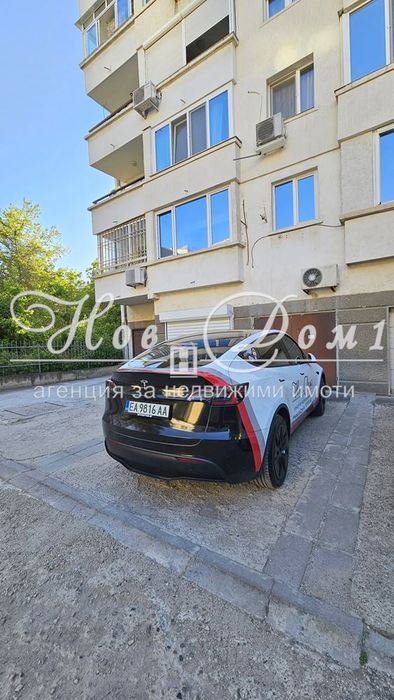 Продава се Четиристаен апартамент в София, Борово - 250 кв.м за 1500 €/кв.м - Снимка #11