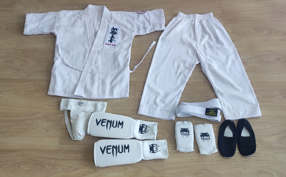 Продам спортивное детское кимоно.