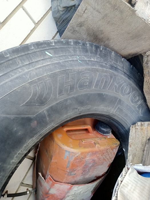 Покрышка на ведущий 315/80.22.5