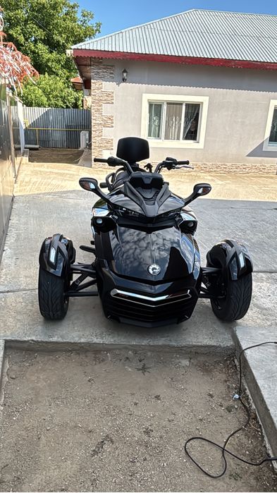 Vand/schimb can am spyder