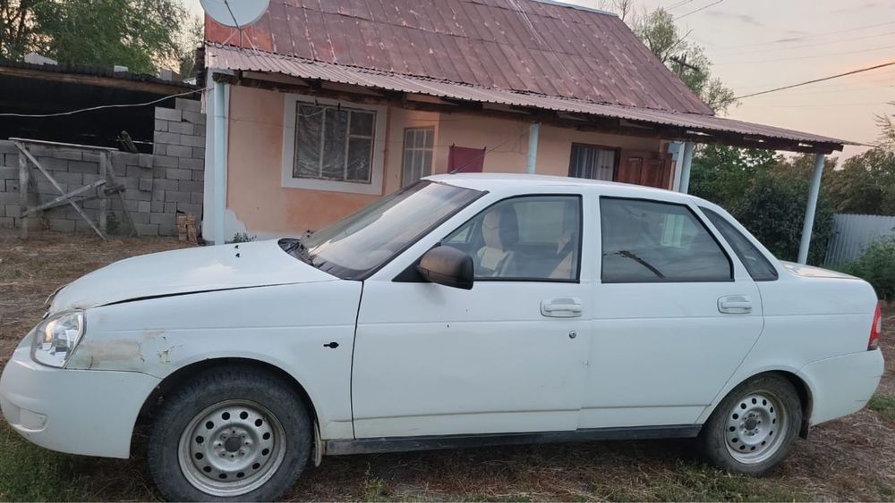 Продается LADA (ВАЗ) PRIORA 2013