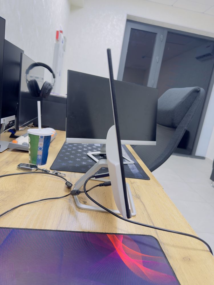 Монитор HP 22FW / 21.5"