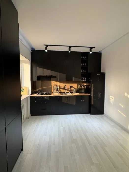 Сдаётся 2ком квартира на Чиланзарский р-н 3-квартл ор-н Новза метро