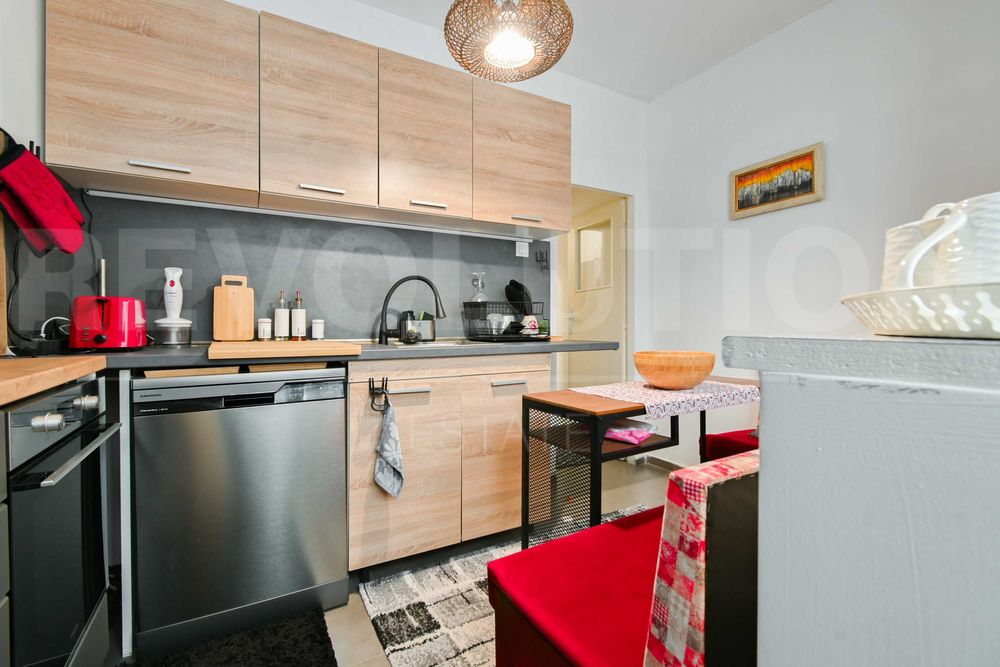 Продава се Двустаен апартамент в София, Сухата река - 64 кв.м за 2250 €/кв.м - Снимка #3