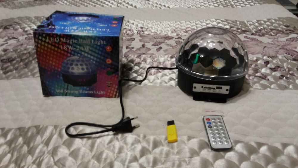 Светодиодный диско шар c USB - LED RGB Magic Ball Light светомузыка