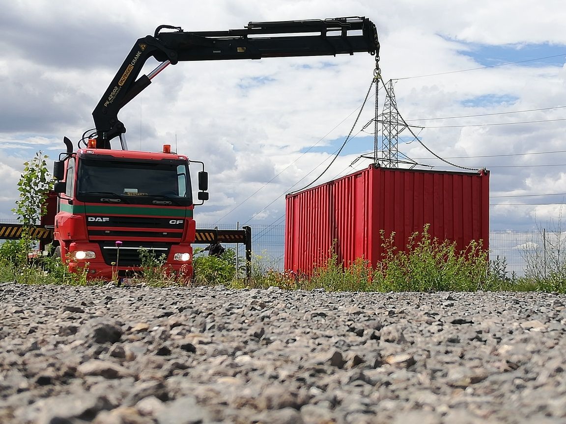 Inchiriez camion cu macara