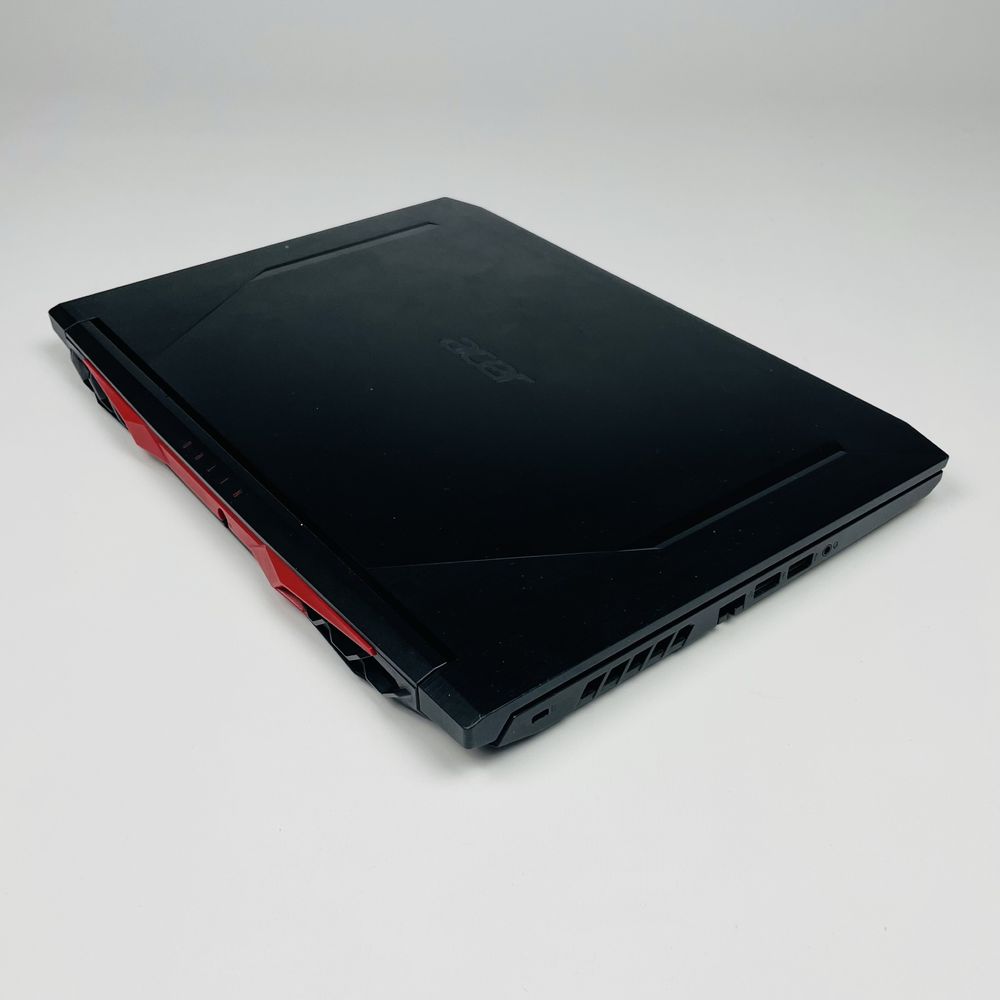 Acer Nitro 15/FHD IPS/i5-10300H/GTX 1650 Ti/8GB DDR4/512GB NVMe