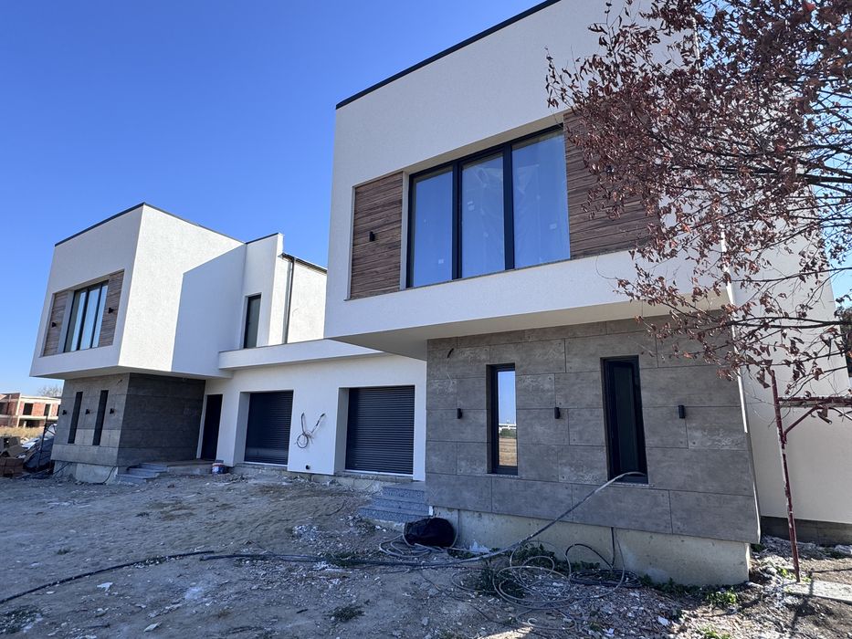 KADRAS Homes , Vila Premium la padure langa Amber Forest , Piscina