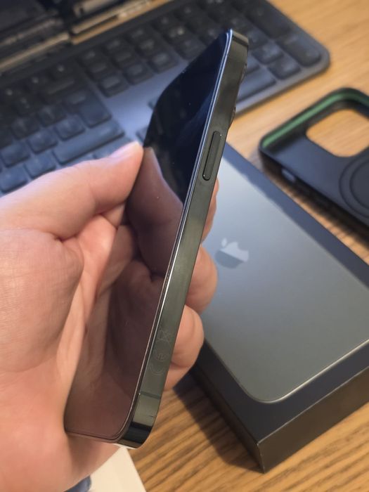 ~~Iphone 13pro impecabil, la cutie, 256gb~~