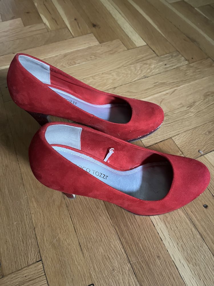 Червени дамски официални обувки
