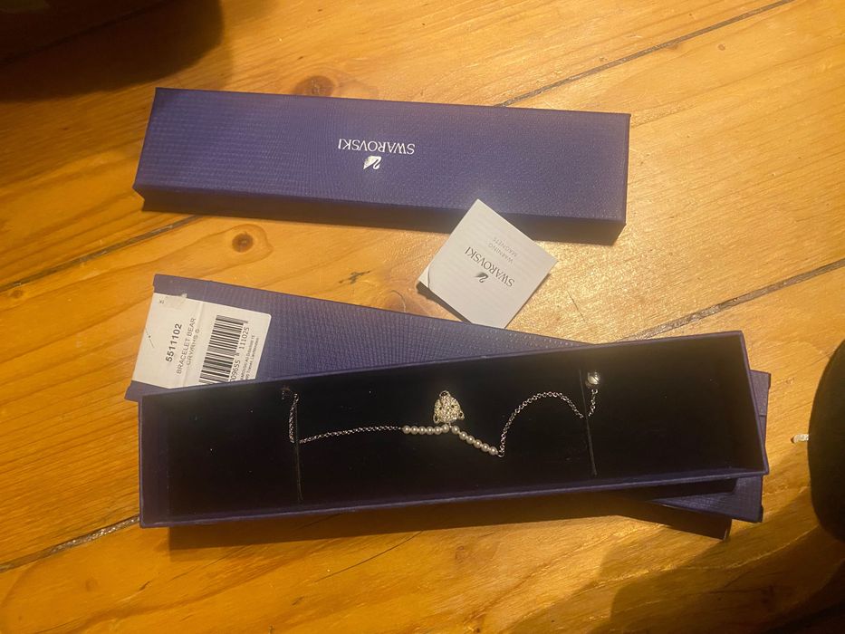 Бижута и аксесоари Swarovski