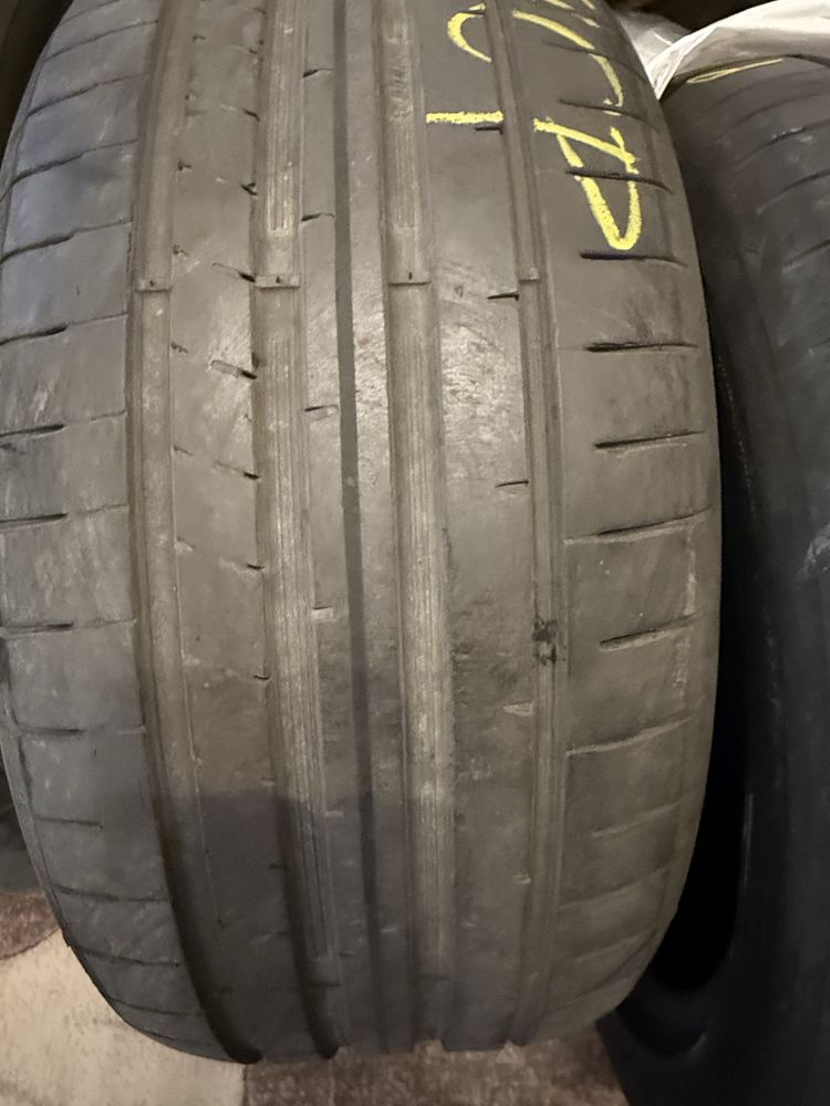 Летни гуми Dunlop 245 45 18 4 броя