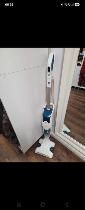 Aspirator vertical rowenta