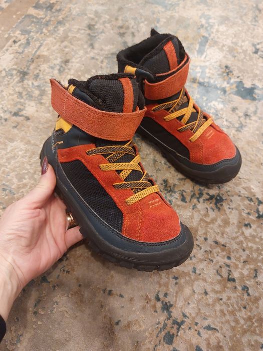 Ghete Quechua mărime 31. Piele naturala