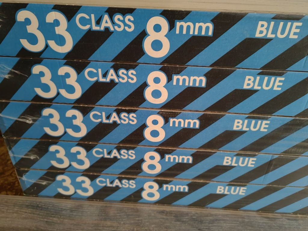 Продавам ламиниран паркет AC/5-33 CLASS 8 mm