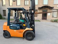 вилочный погрузчик кара