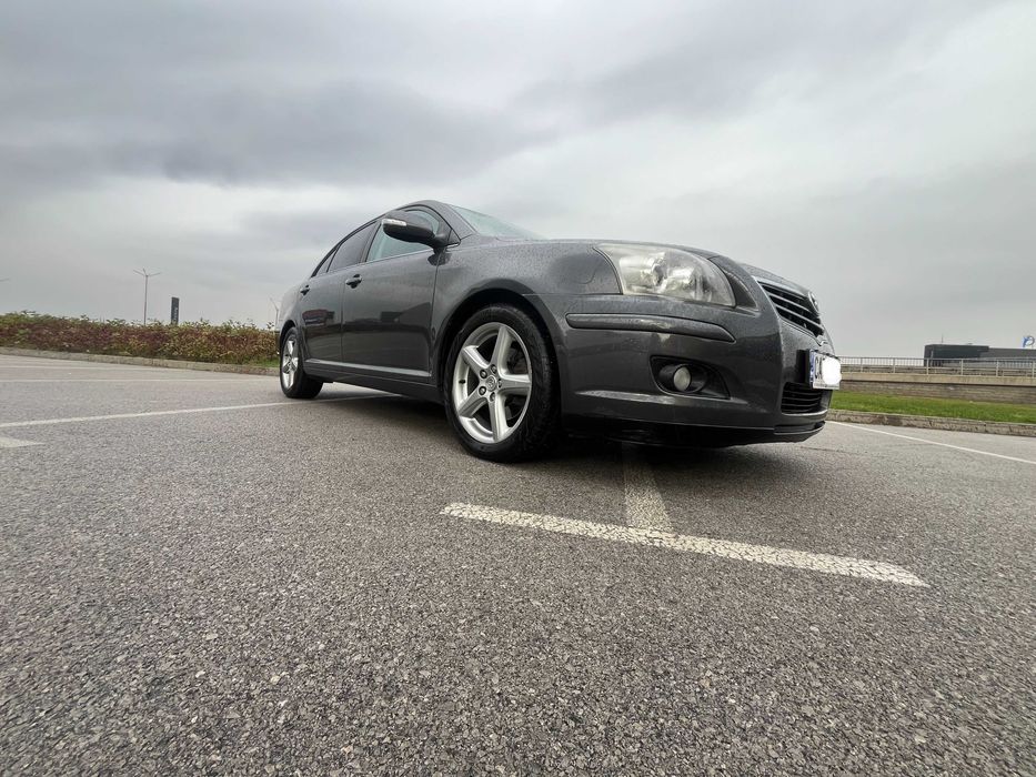 Тойота Авенсис 2.2D4D 150к.с