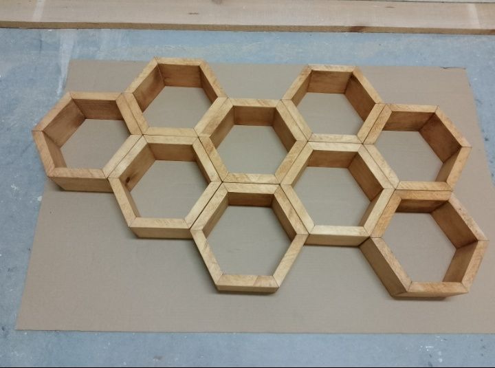 Стелаж тип Многоъгълник