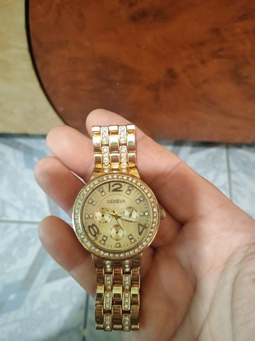 Vând ceas dama Geneva