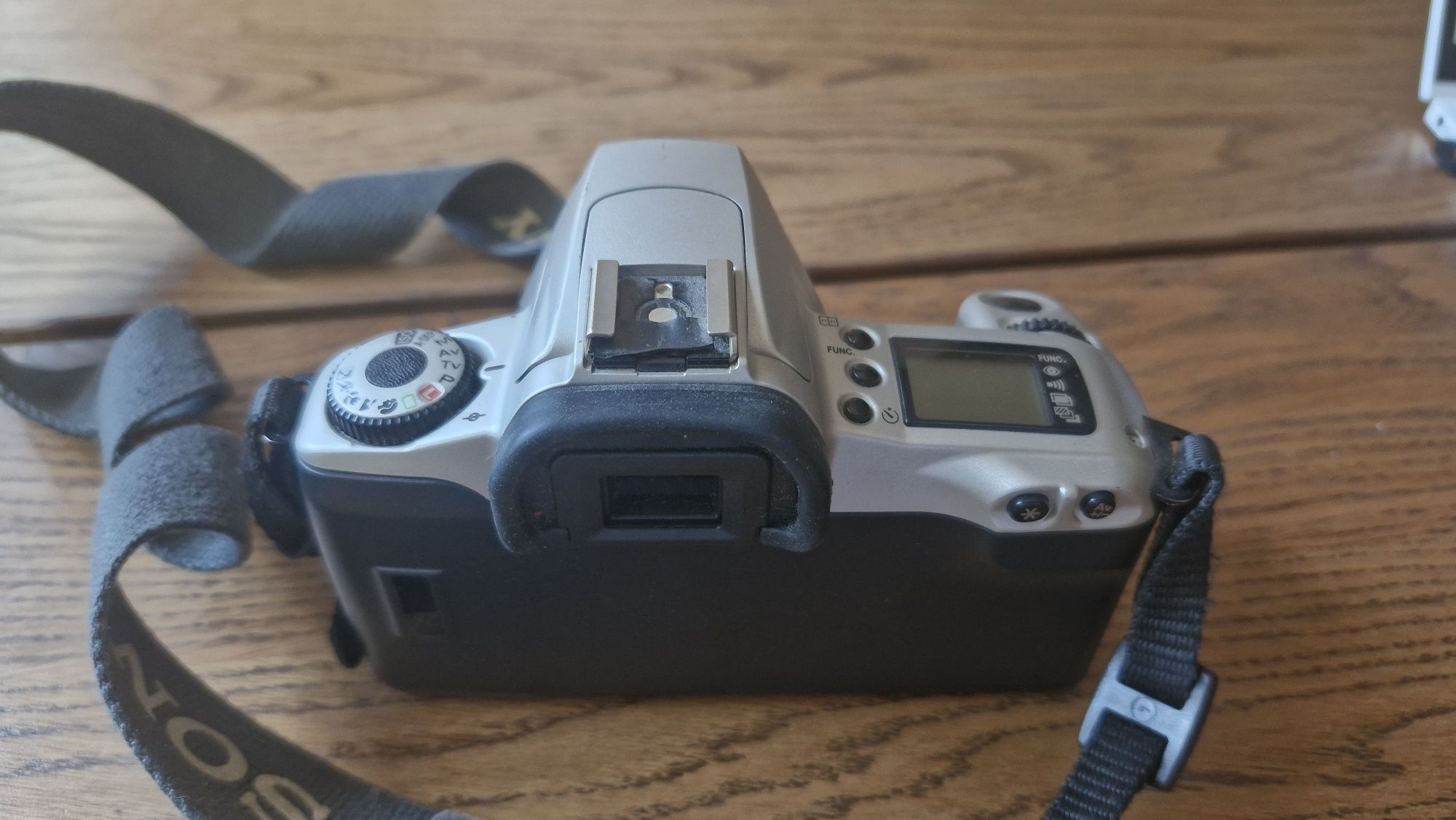 Фотоапарат  Canon EOS 300
