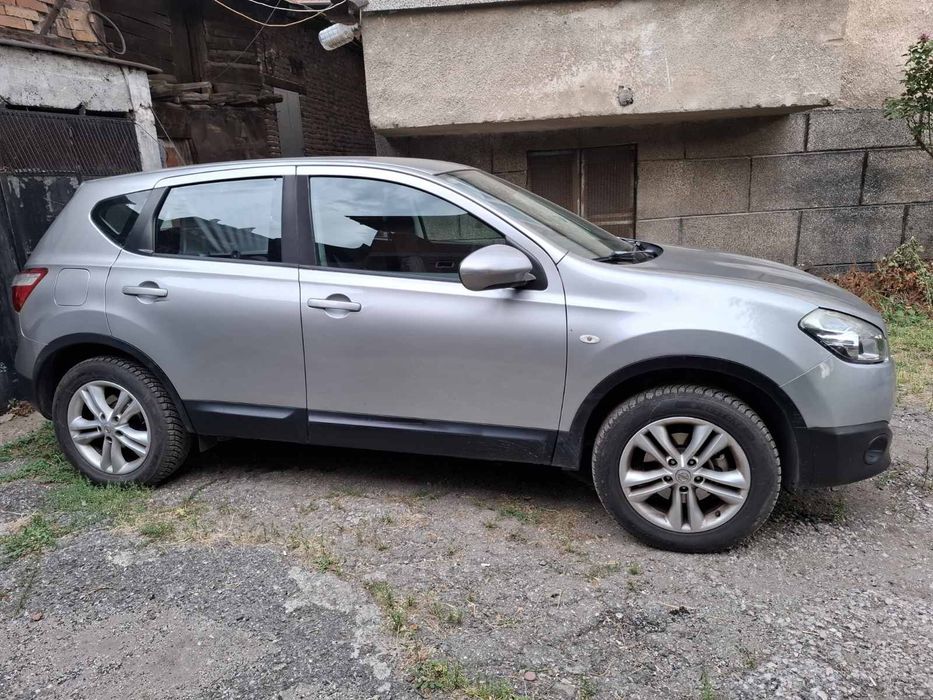 Nissan qashqai 2011