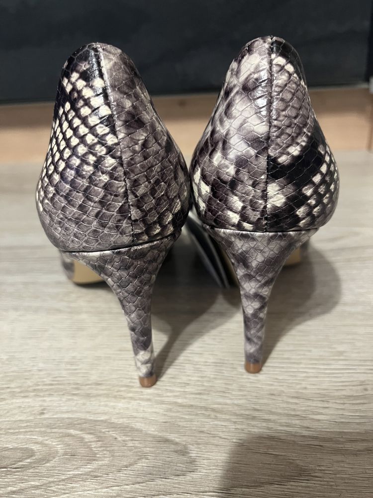 Pantofi Zara, piele naturală, 37