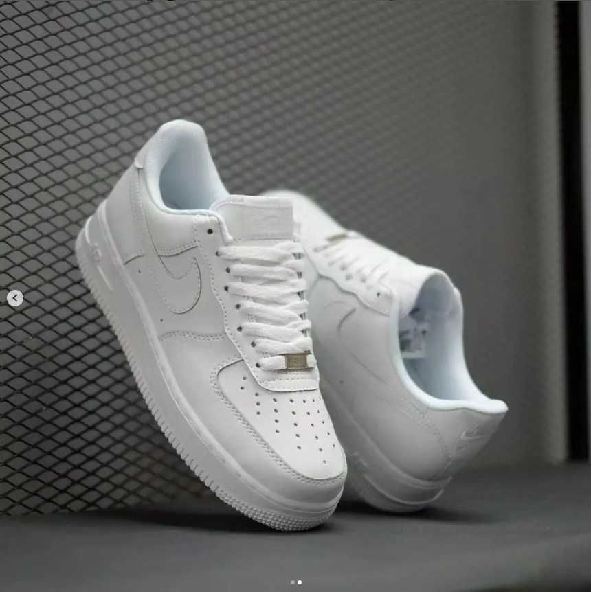 Nike AirForce 1 (Calitate PREMIUM + Colet verificare)