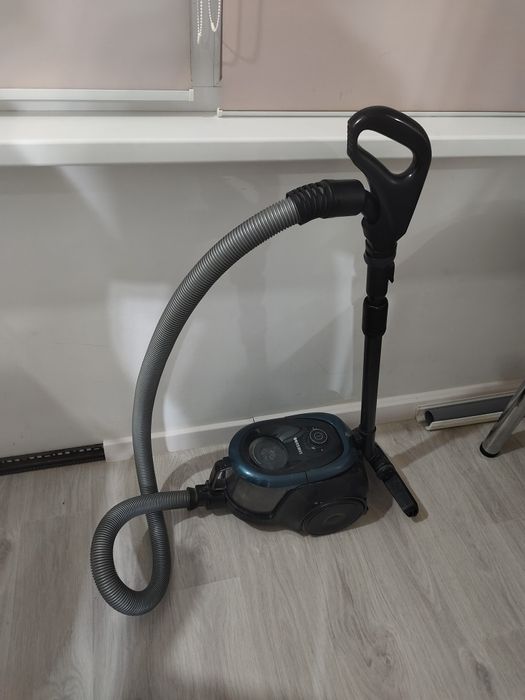 Продам пылесос Самсунг