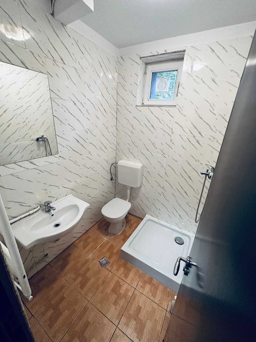 Vand Apartament 4 camere, parter, zona Apusului, Sector 6, Bucuresti