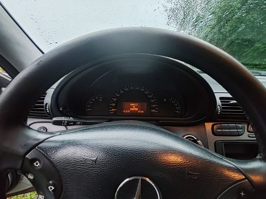 Mercedes c200/w203