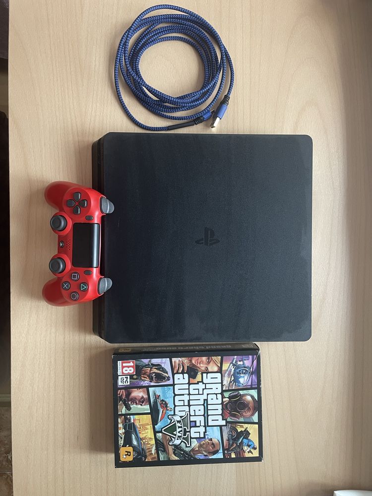 PS4 Slim 500GB + Джойсти + GTA V PC DVD - Отлично сьстояние