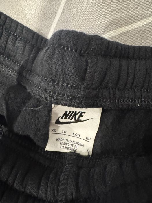 Nike sportswear club