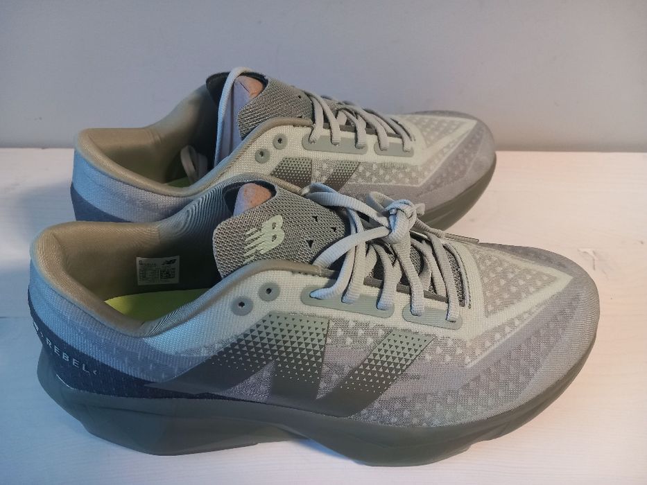 New balance Rebel V4