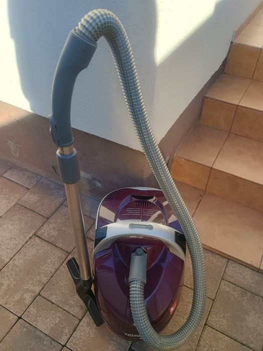 Aspirator cu filtrare prin apa Zelmer Aquos 1600WW