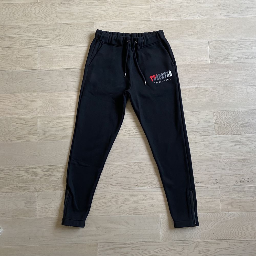 Compleu TRAPSTAR black/grey red flavours Tracksuit