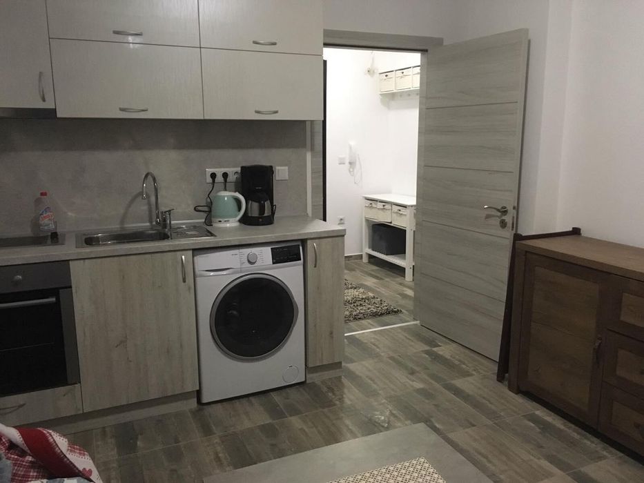 Дава се под наем Двустаен апартамент в Варна, Левски - 50 кв.м за 500 € - Снимка #3