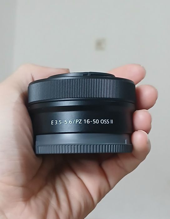 Объектив sony 16-50 E 3.5-5.6 OSS II