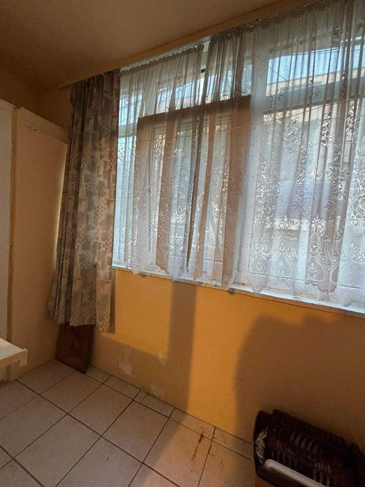 vand apartament 2 camere