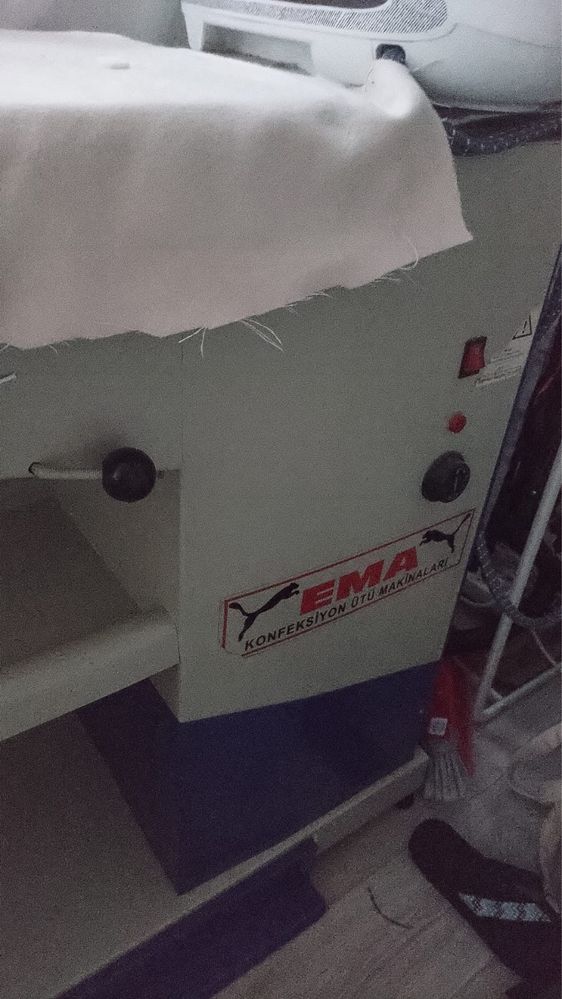 Vand masa de calcat industriala
