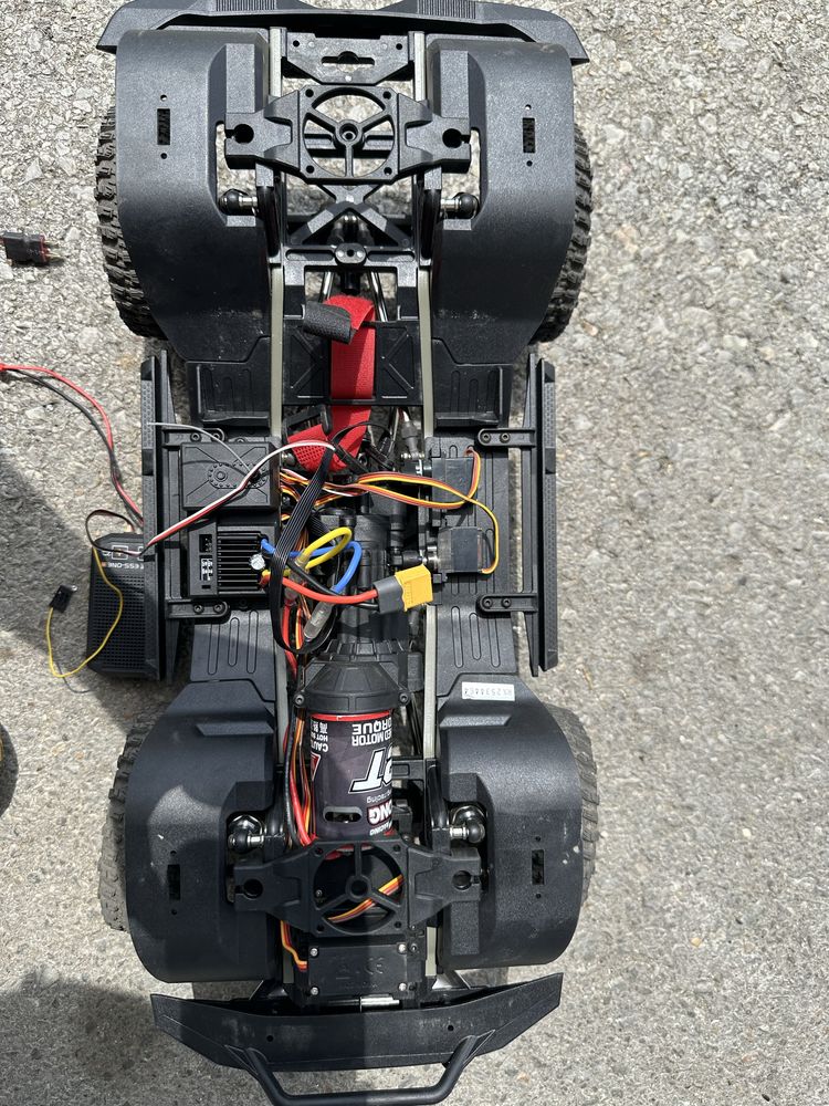 RGT RC crawler краулер радиоуправлем модел