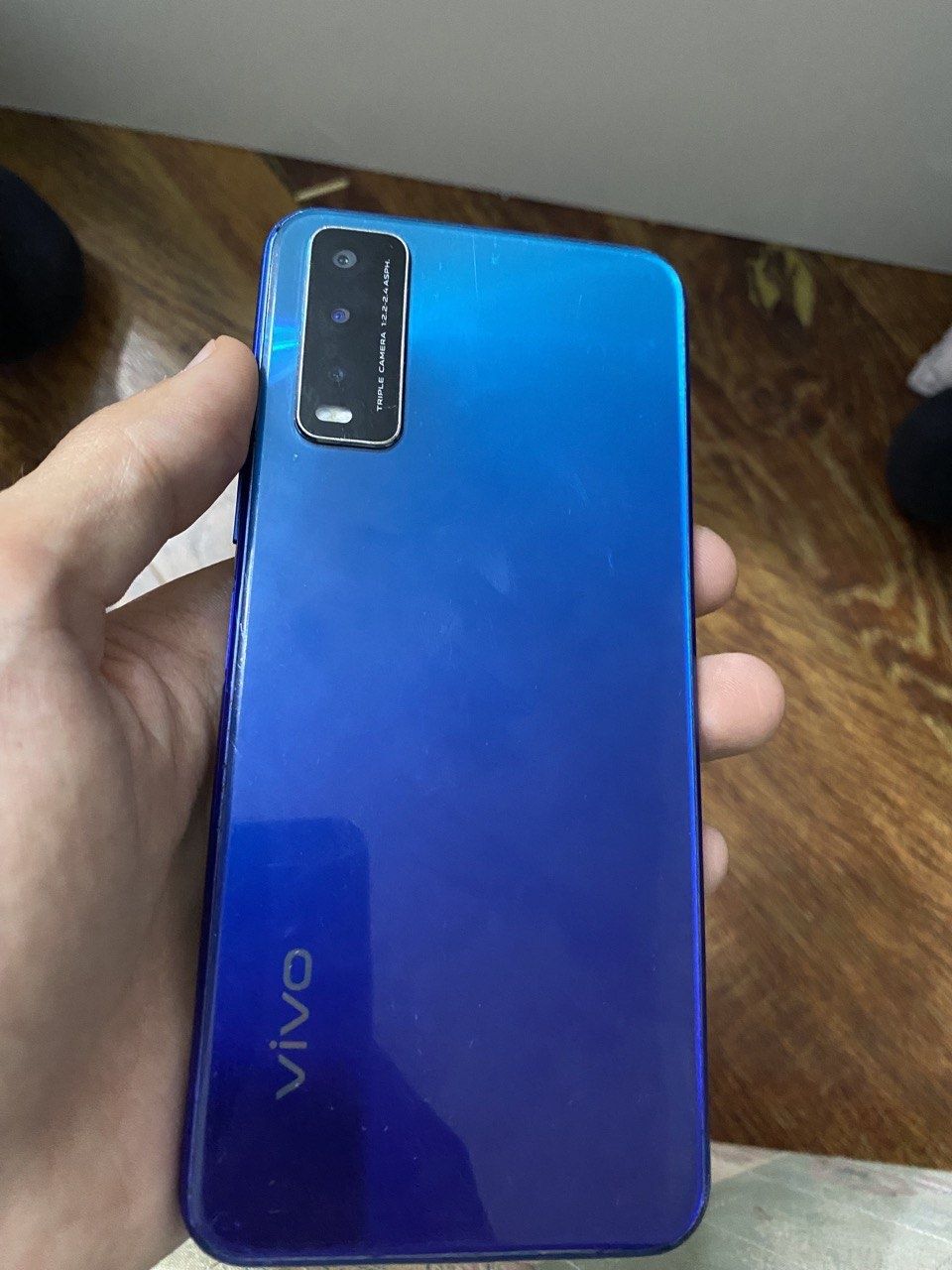 Vivo y20 holati yaxshi ekran almashtirish kerak